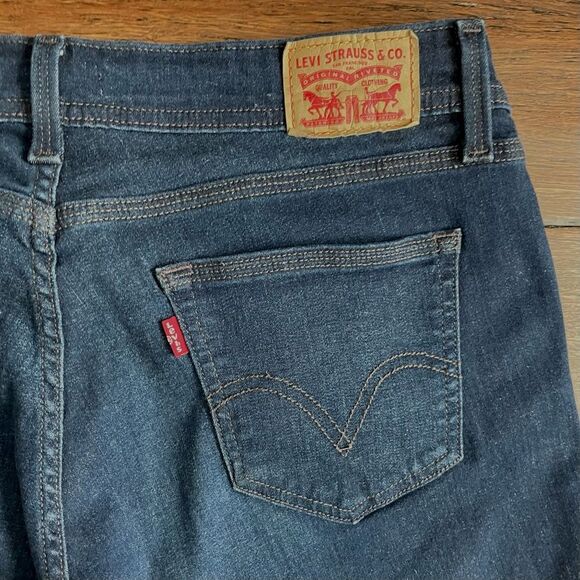 Levi's 529 Curvy Bootcut Jeans Indigo Size 31 - Picture 11 of 13